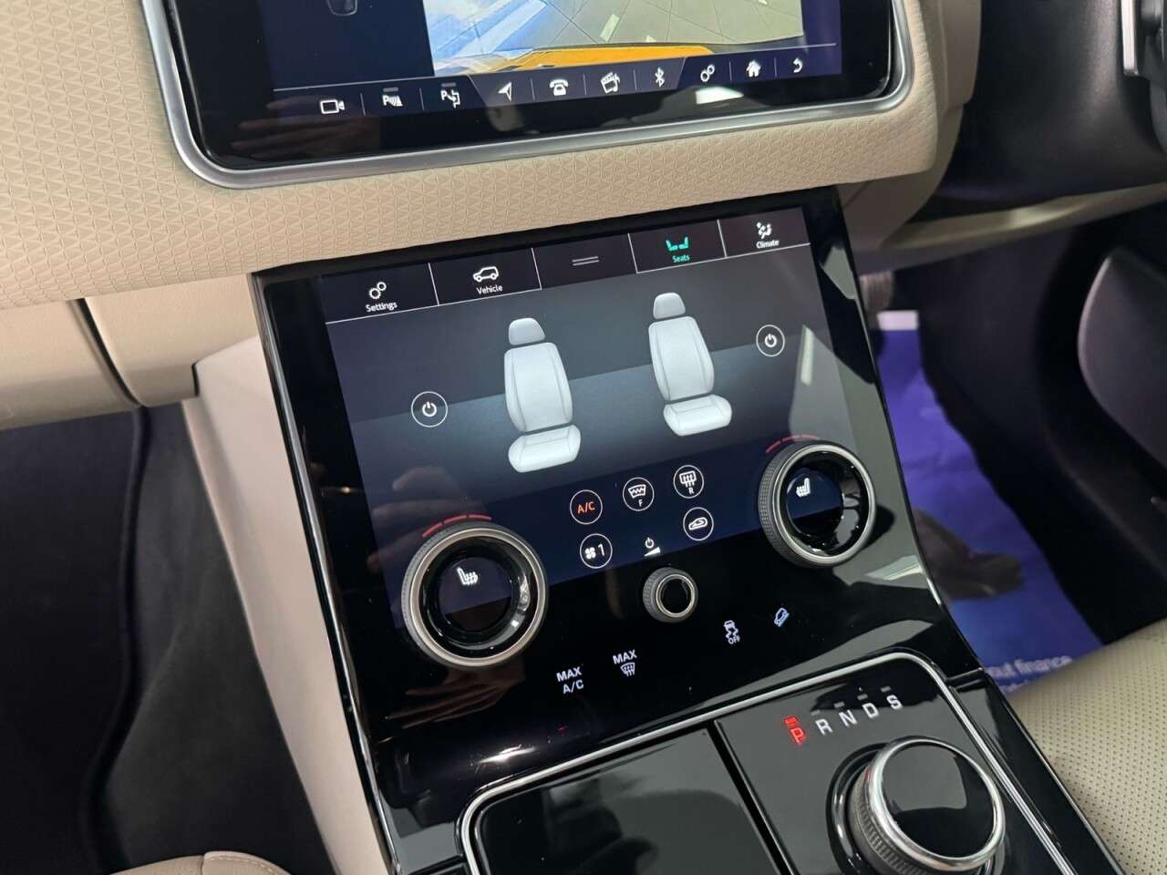 2018 LAND ROVER RANGE ROVER VELAR 2018 LAND ROVER RANGE ROVER VELAR