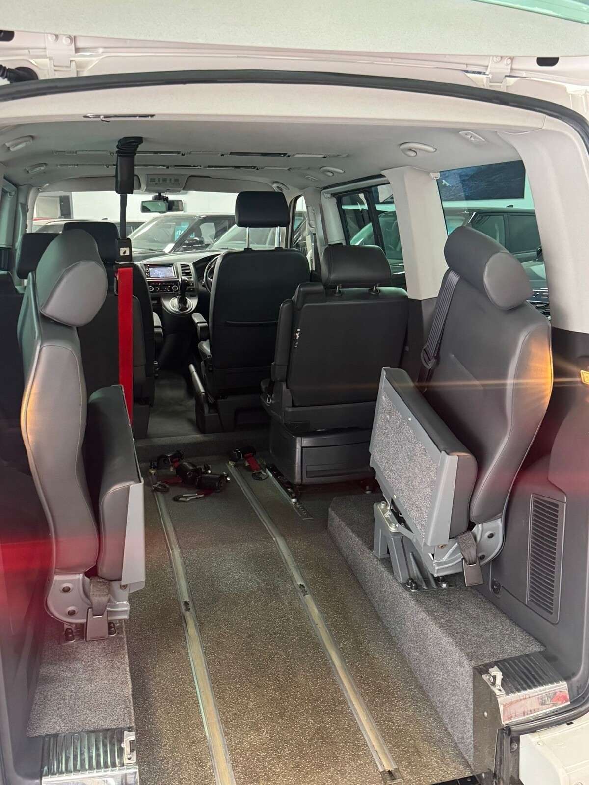 2011 VOLKSWAGEN CARAVELLE 2011 VOLKSWAGEN CARAVELLE