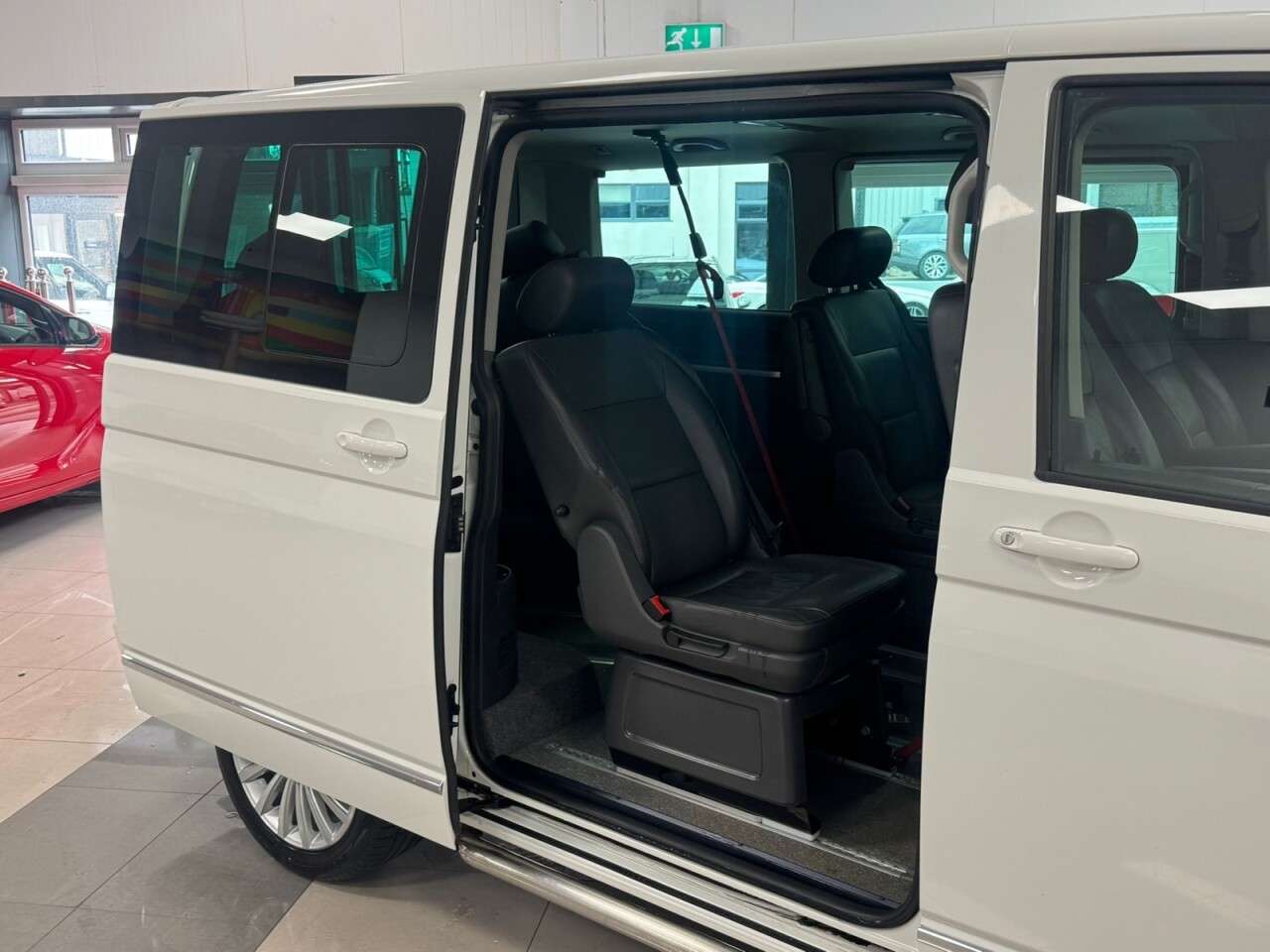 2011 VOLKSWAGEN CARAVELLE 2011 VOLKSWAGEN CARAVELLE