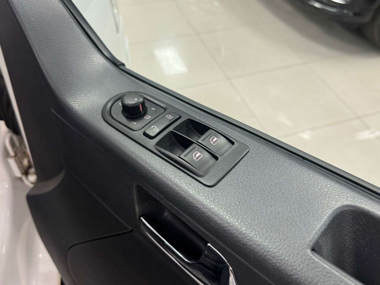 2011 VOLKSWAGEN CARAVELLE 2011 VOLKSWAGEN CARAVELLE