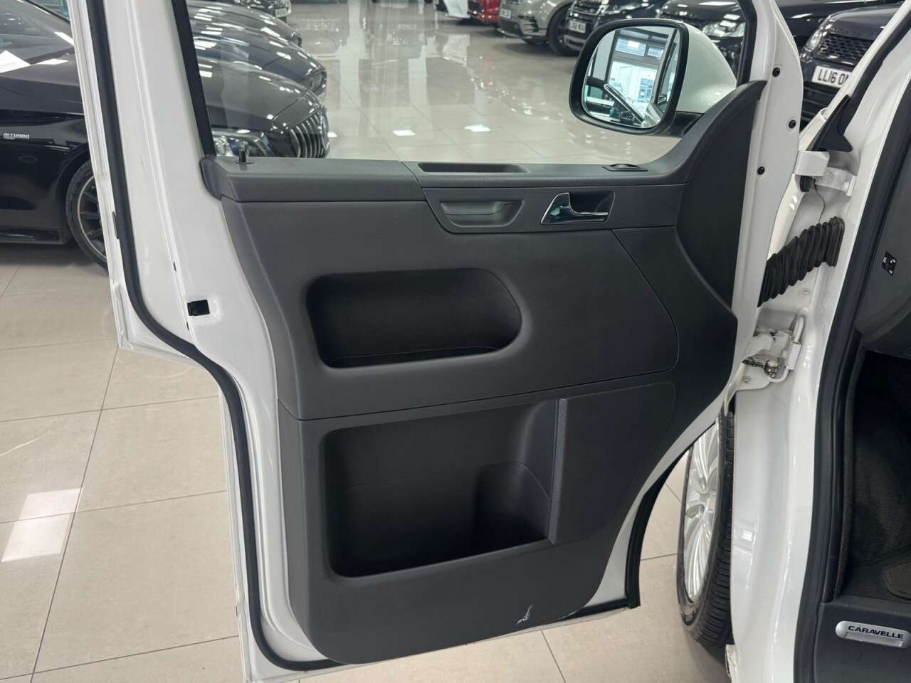 2011 VOLKSWAGEN CARAVELLE 2011 VOLKSWAGEN CARAVELLE