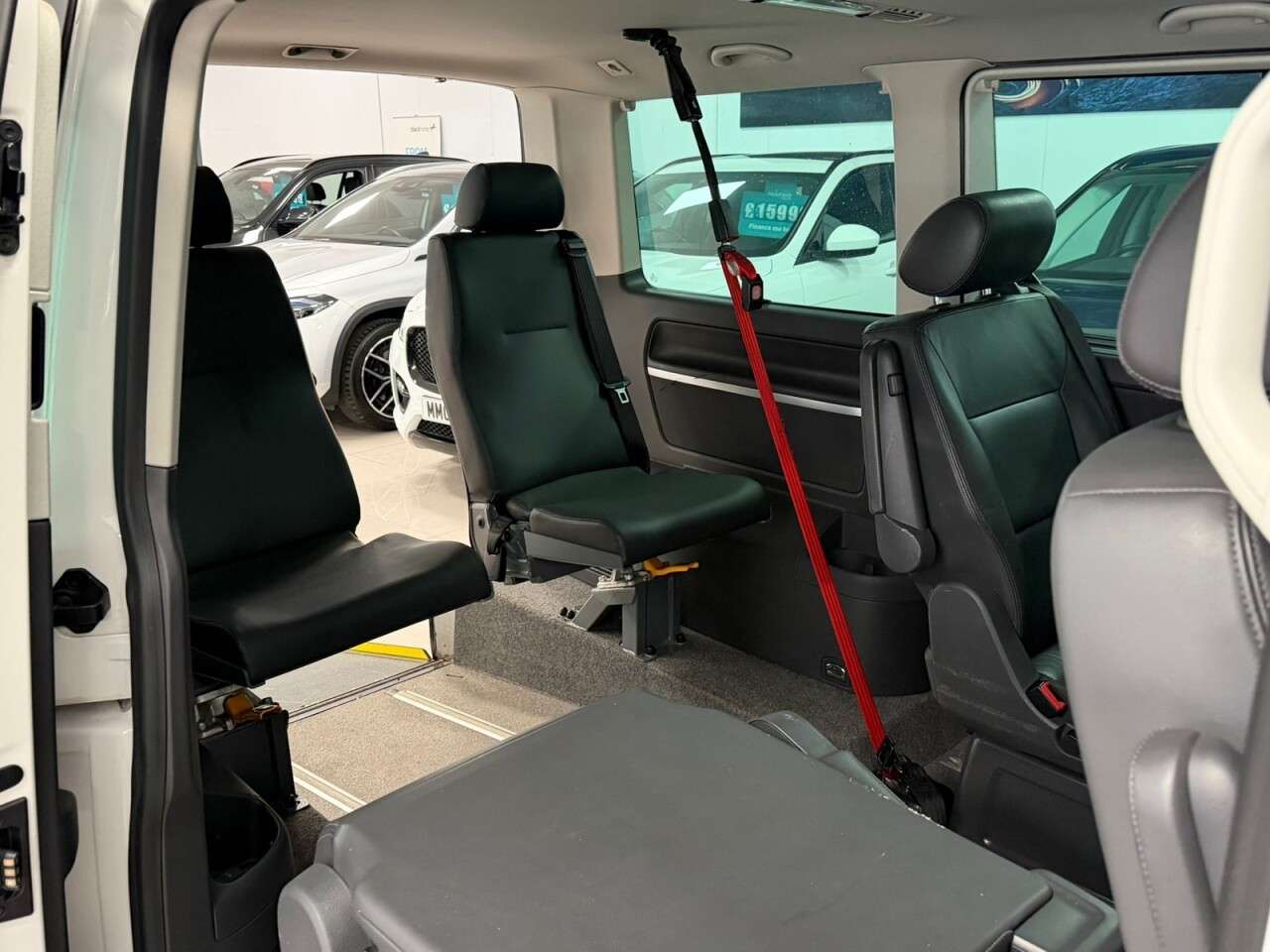 2011 VOLKSWAGEN CARAVELLE 2011 VOLKSWAGEN CARAVELLE