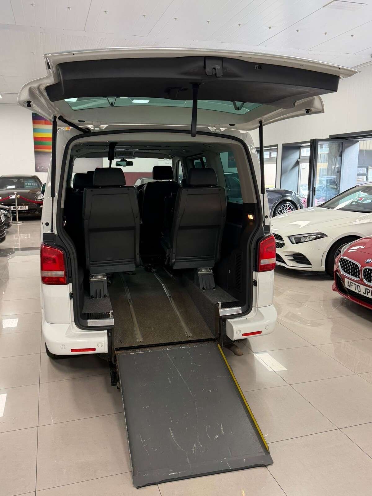 2011 VOLKSWAGEN CARAVELLE 2011 VOLKSWAGEN CARAVELLE