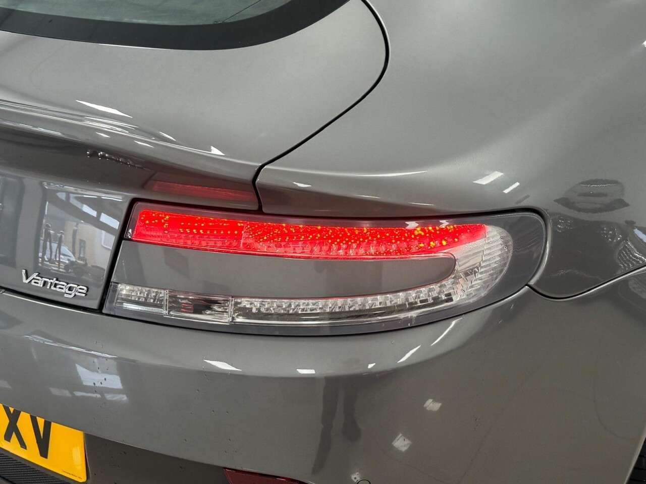 2013 ASTON MARTIN VANTAGE 2013 ASTON MARTIN VANTAGE