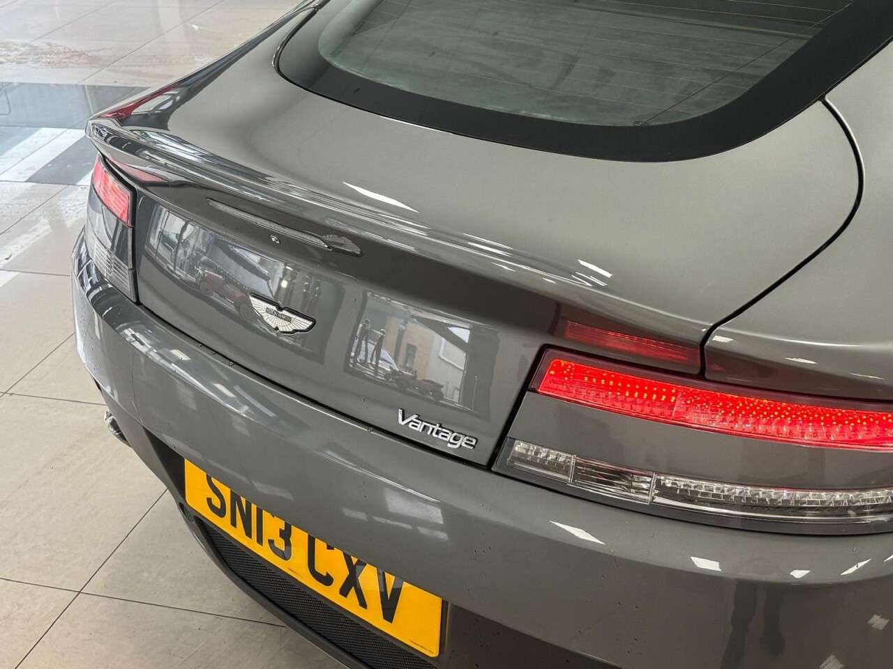 2013 ASTON MARTIN VANTAGE 2013 ASTON MARTIN VANTAGE