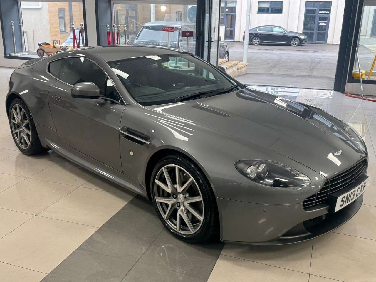 2013 ASTON MARTIN VANTAGE 2013 ASTON MARTIN VANTAGE