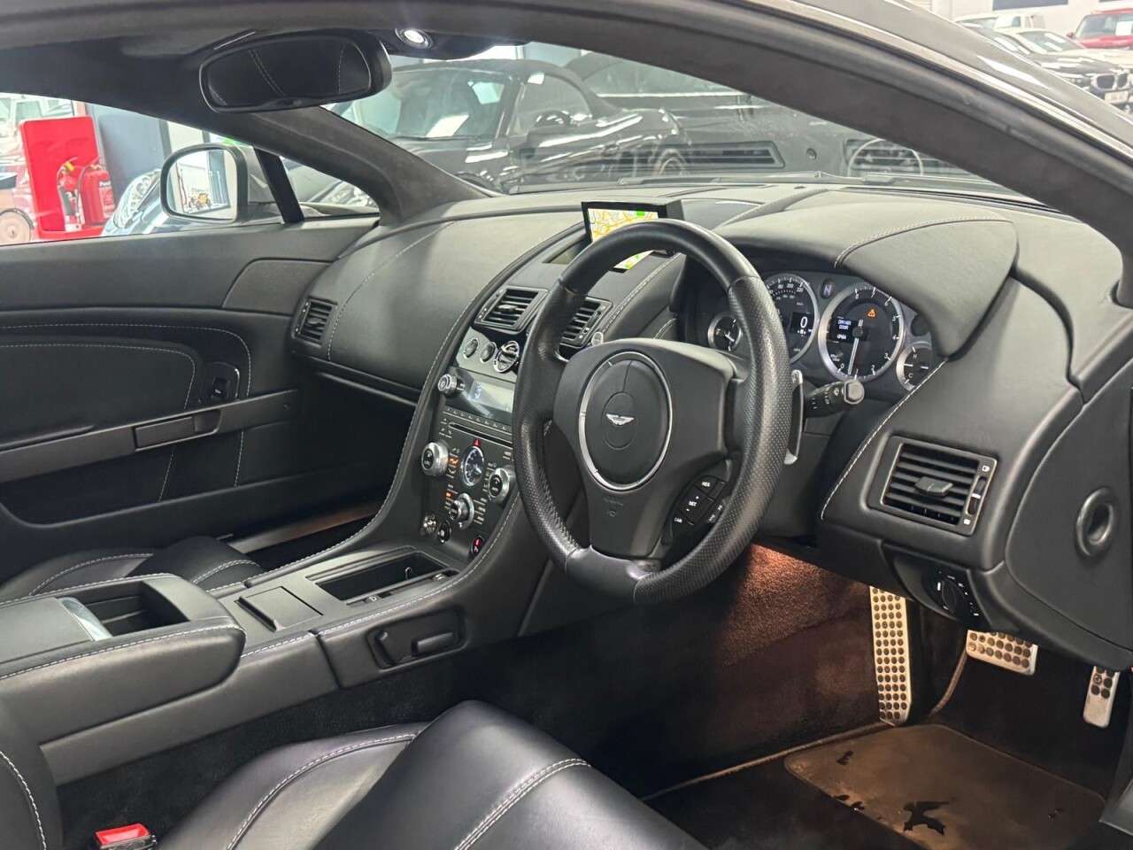 2013 ASTON MARTIN VANTAGE 2013 ASTON MARTIN VANTAGE