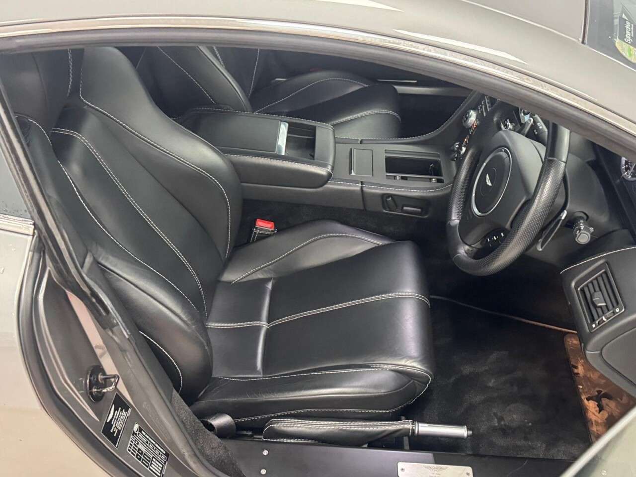 2013 ASTON MARTIN VANTAGE 2013 ASTON MARTIN VANTAGE