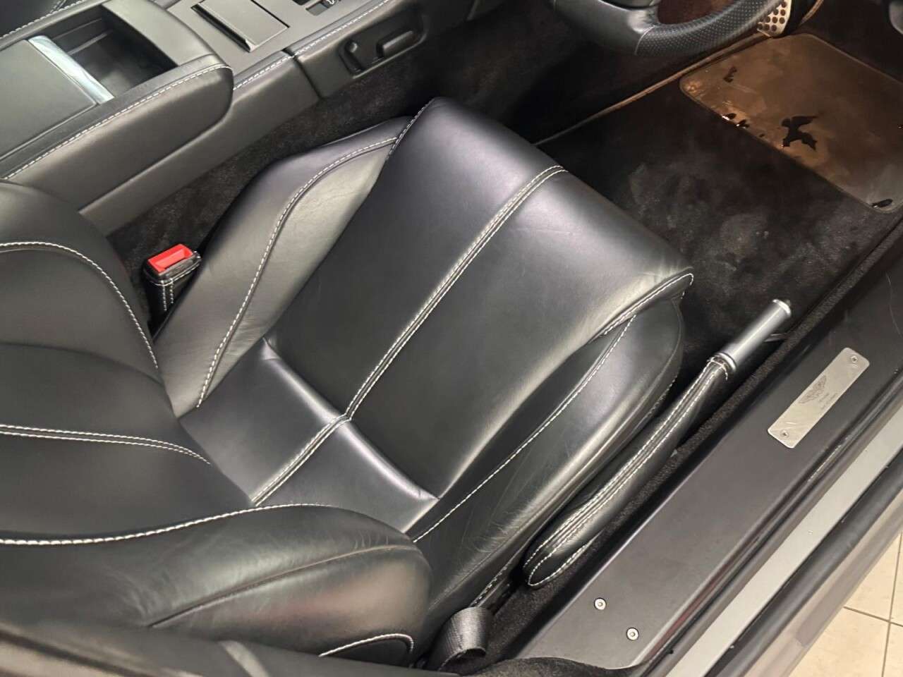 2013 ASTON MARTIN VANTAGE 2013 ASTON MARTIN VANTAGE