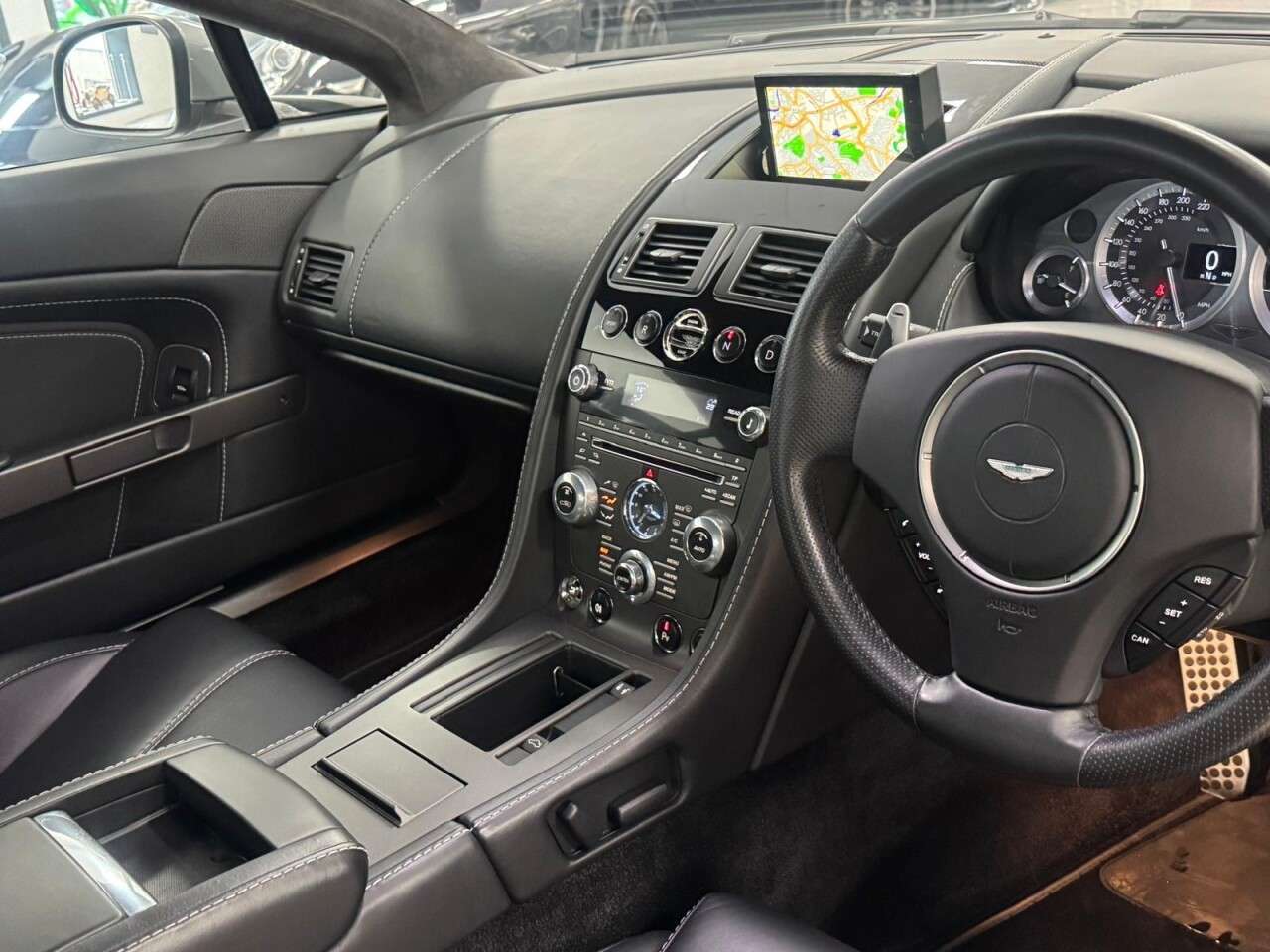 2013 ASTON MARTIN VANTAGE 2013 ASTON MARTIN VANTAGE