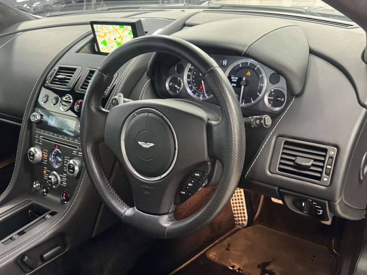 2013 ASTON MARTIN VANTAGE 2013 ASTON MARTIN VANTAGE