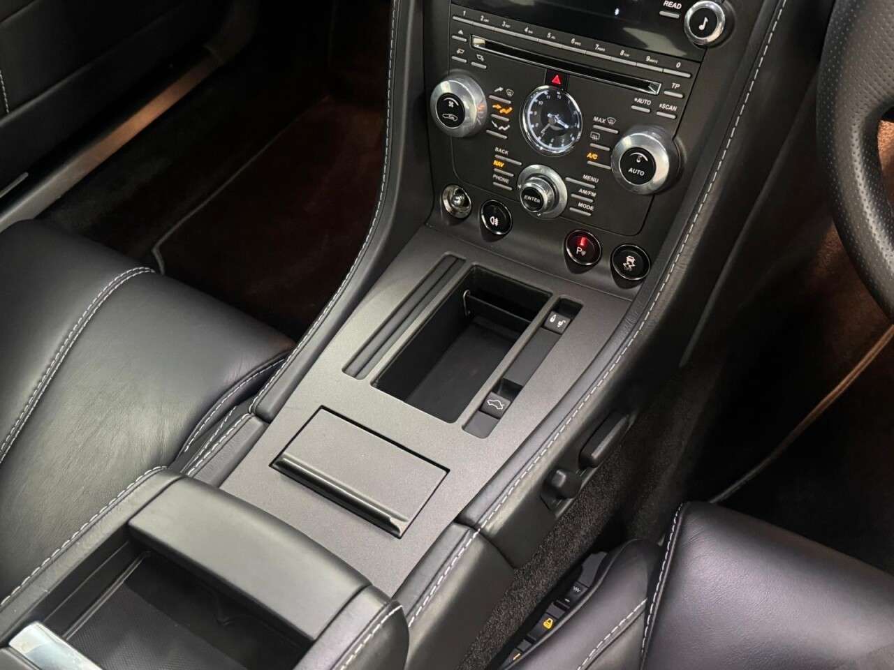 2013 ASTON MARTIN VANTAGE 2013 ASTON MARTIN VANTAGE