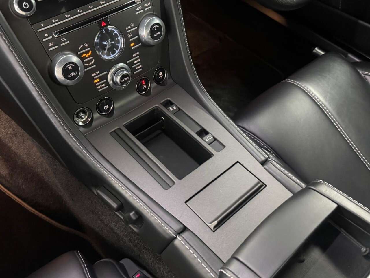 2013 ASTON MARTIN VANTAGE 2013 ASTON MARTIN VANTAGE