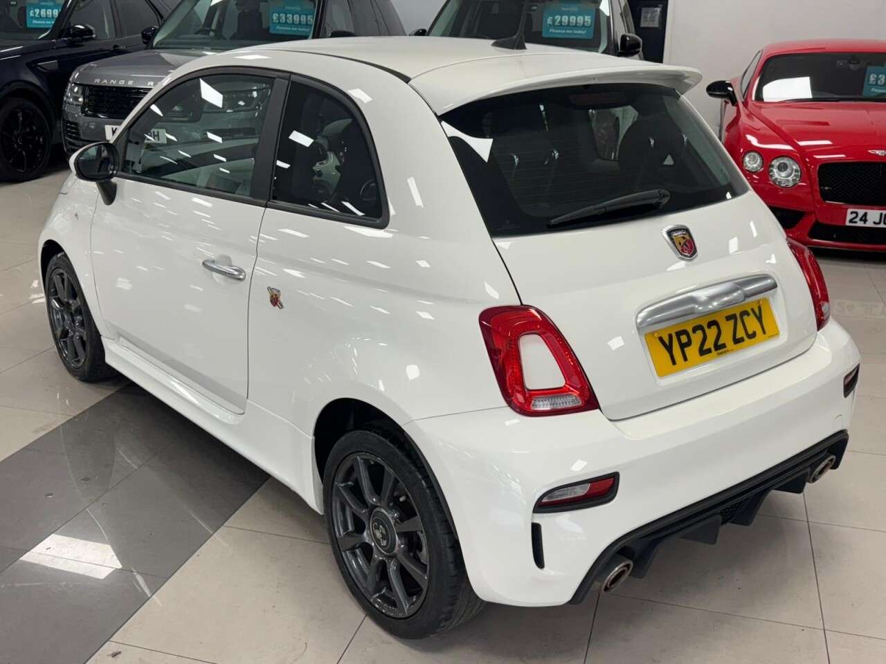 2022 ABARTH 595 2022 ABARTH 595
