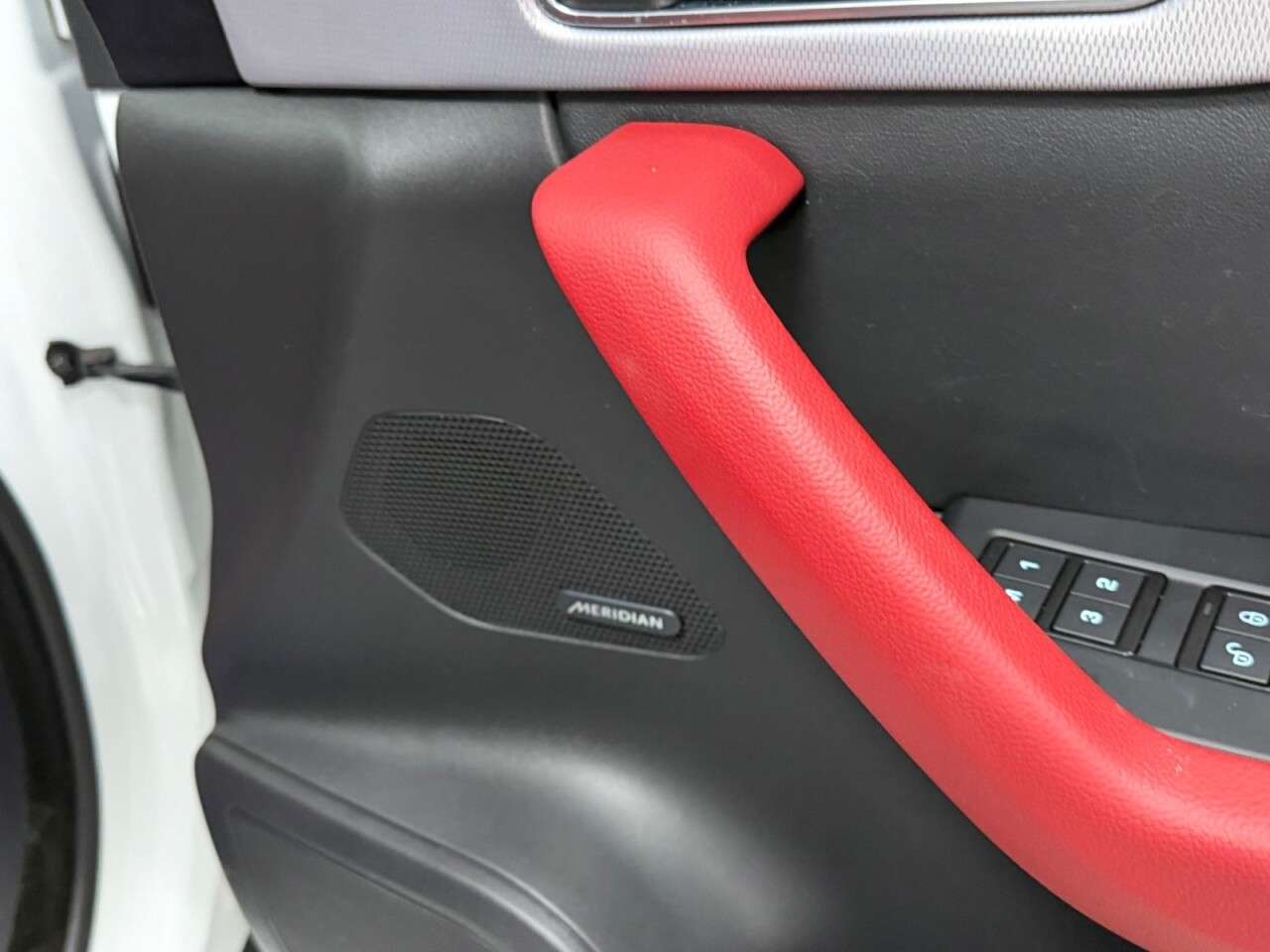 2017 JAGUAR F-PACE 2017 JAGUAR F-PACE