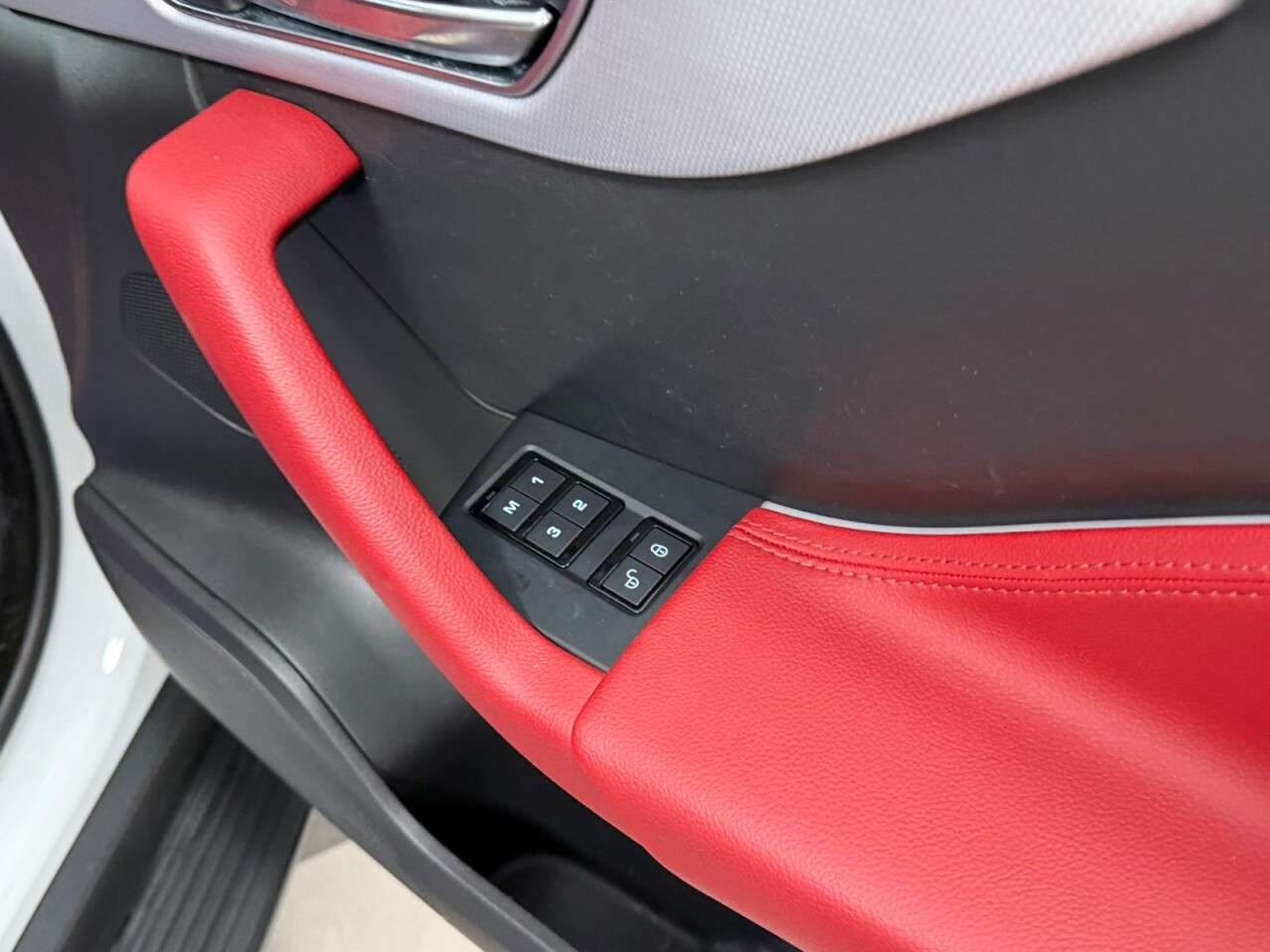 2017 JAGUAR F-PACE 2017 JAGUAR F-PACE