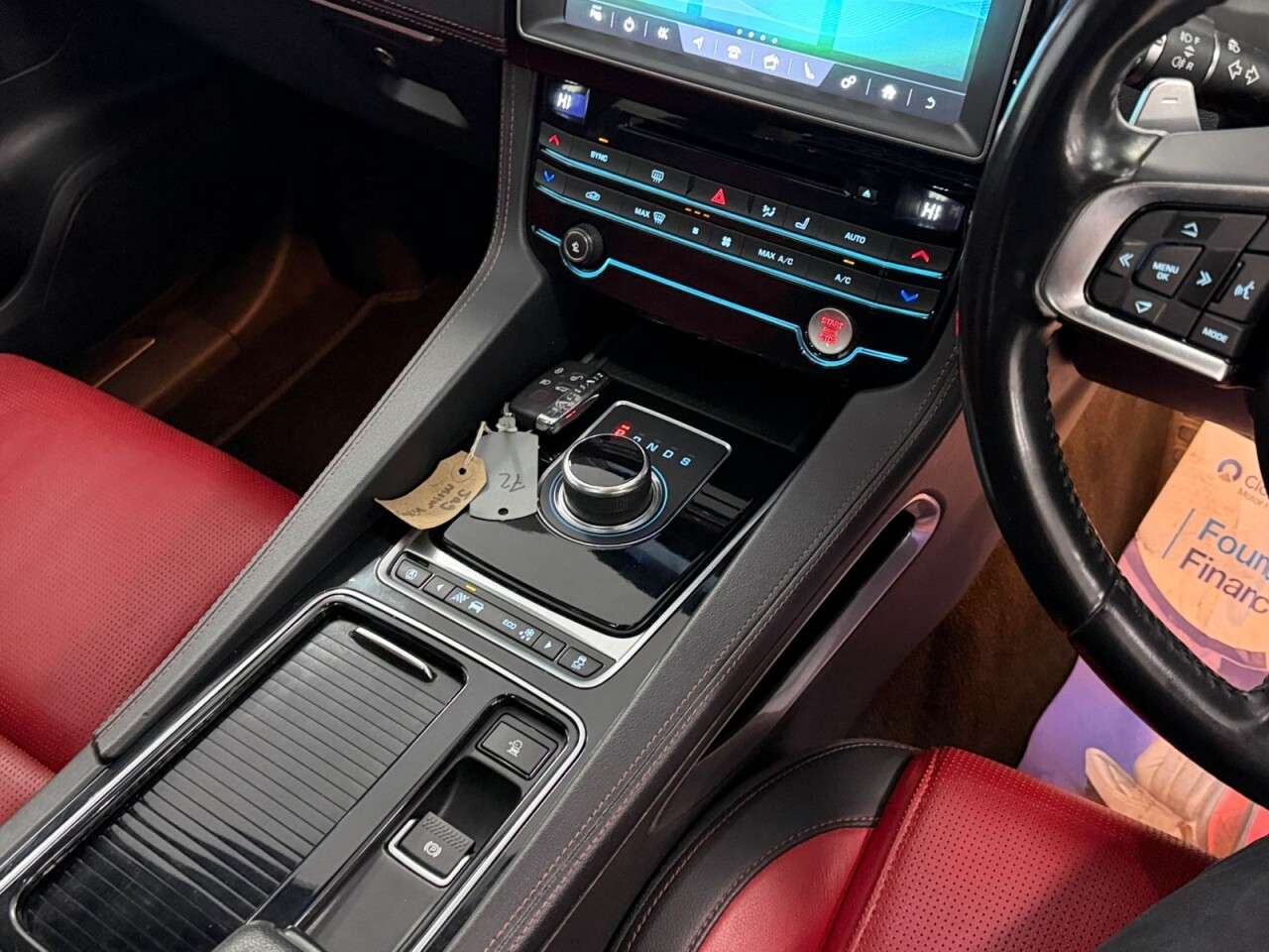 2017 JAGUAR F-PACE 2017 JAGUAR F-PACE