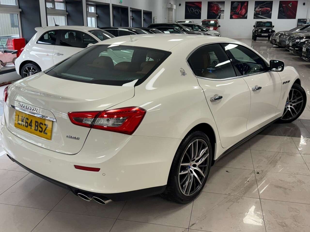 A 2014 MASERATI GHIBLI 3.0D V6 Saloon 4dr Diesel ZF Euro 5 (s/s) (275 ps) COMPREHENSIVE SERVICE HI A 2014 MASERATI GHIBLI 3.0D V6 Saloon 4dr Diesel ZF Euro 5 (s/s) (275 ps) COMPREHENSIVE SERVICE HI
