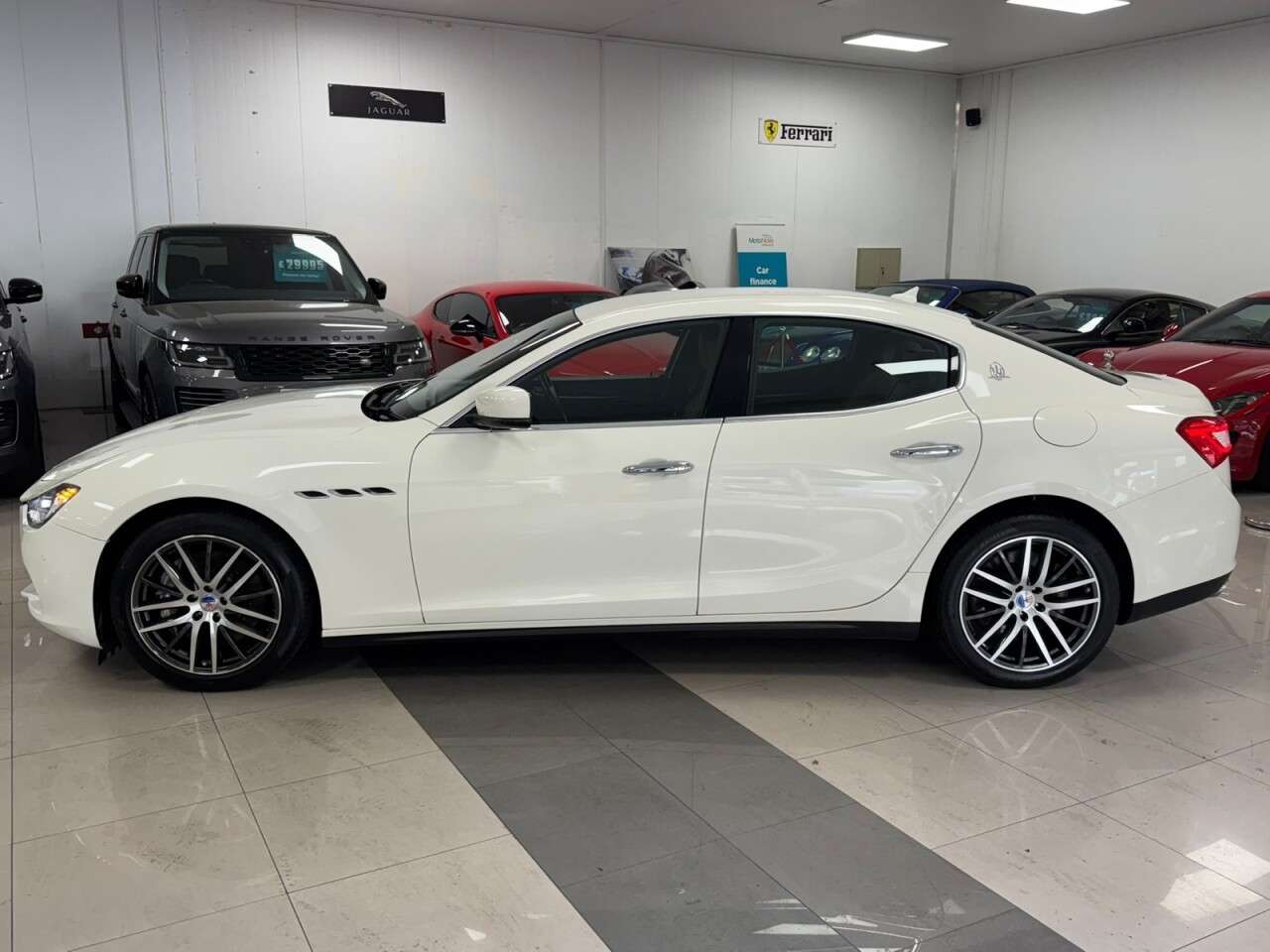 2014 MASERATI GHIBLI 2014 MASERATI GHIBLI