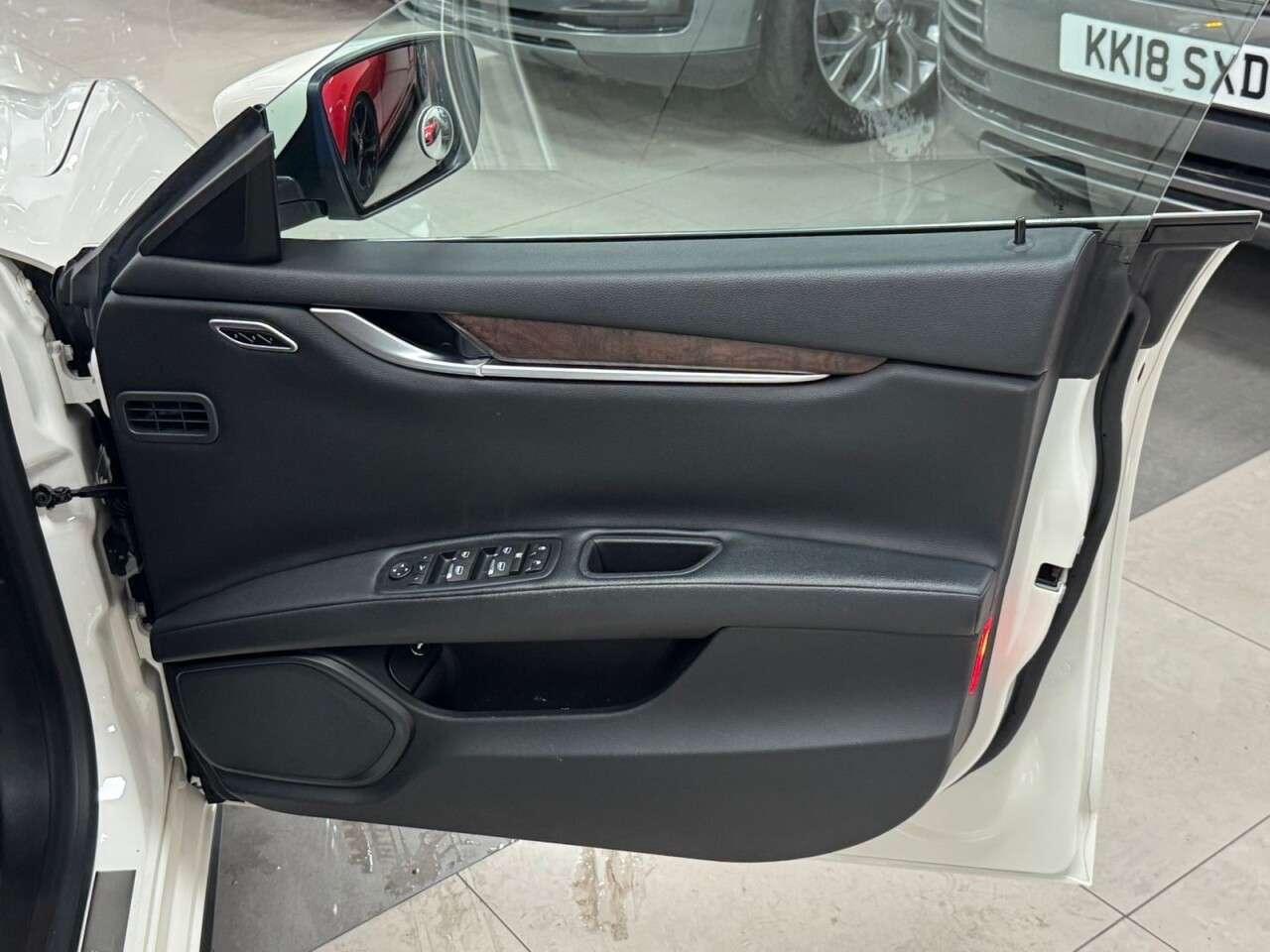 2014 MASERATI GHIBLI 2014 MASERATI GHIBLI