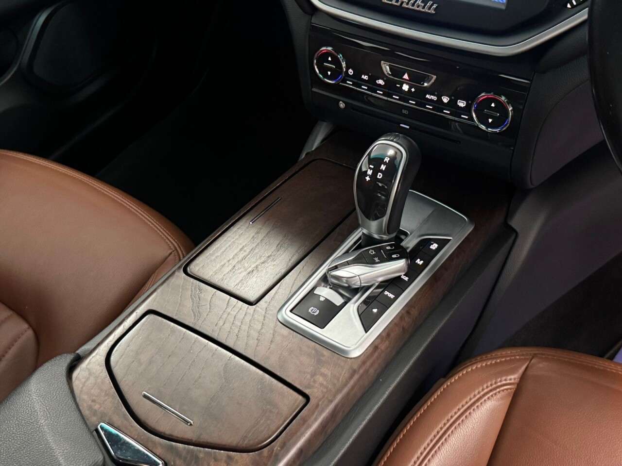 2014 MASERATI GHIBLI 2014 MASERATI GHIBLI