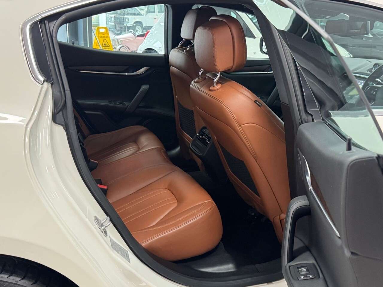 2014 MASERATI GHIBLI 2014 MASERATI GHIBLI