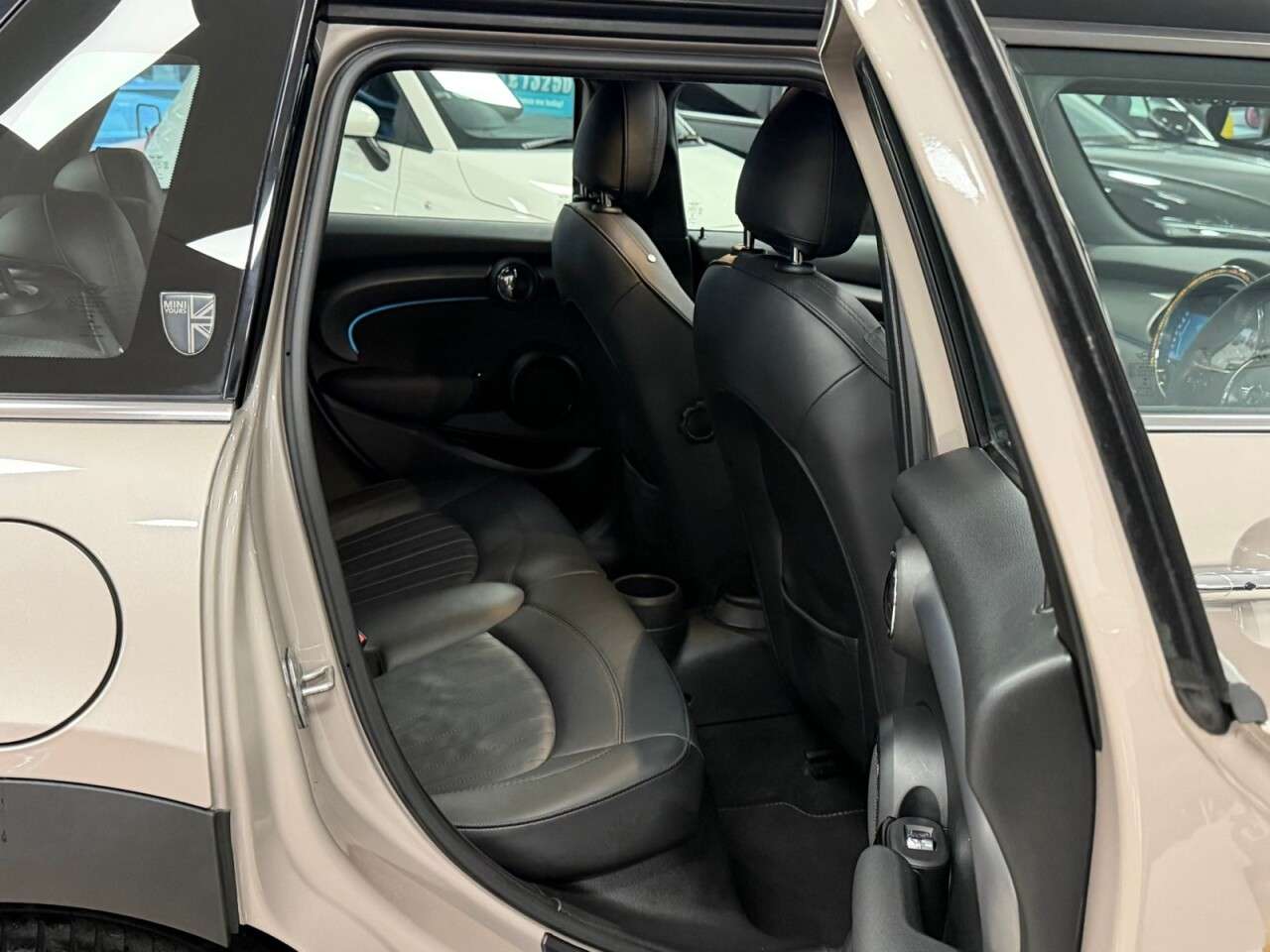 2021 MINI HATCH 2021 MINI HATCH