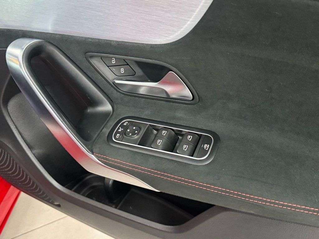 2018 MERCEDES-BENZ A-CLASS 2018 MERCEDES-BENZ A-CLASS