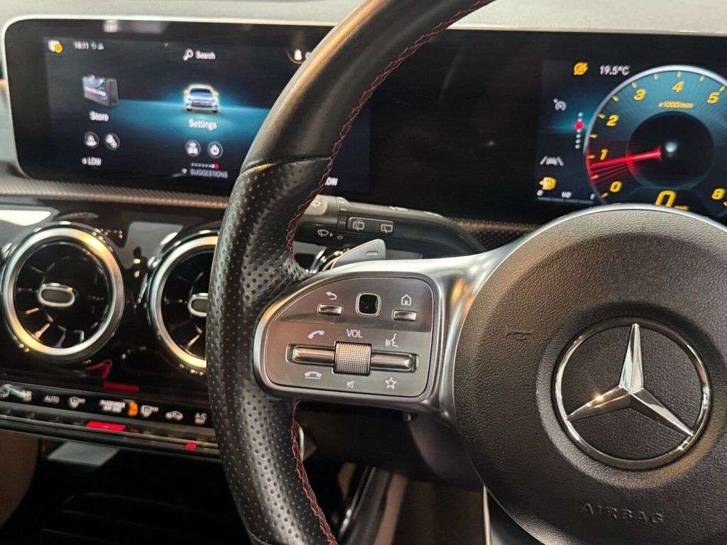 2018 MERCEDES-BENZ A-CLASS 2018 MERCEDES-BENZ A-CLASS