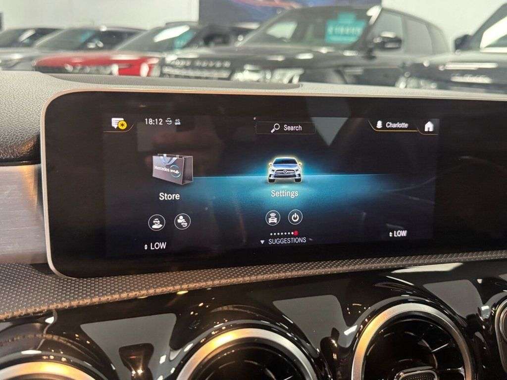 2018 MERCEDES-BENZ A-CLASS 2018 MERCEDES-BENZ A-CLASS