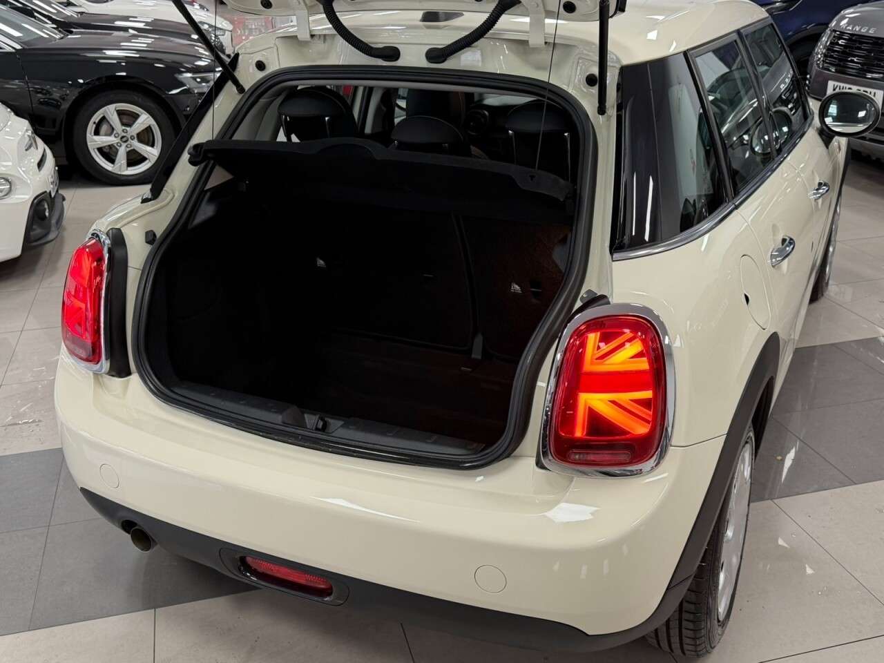 2019 MINI HATCH 2019 MINI HATCH