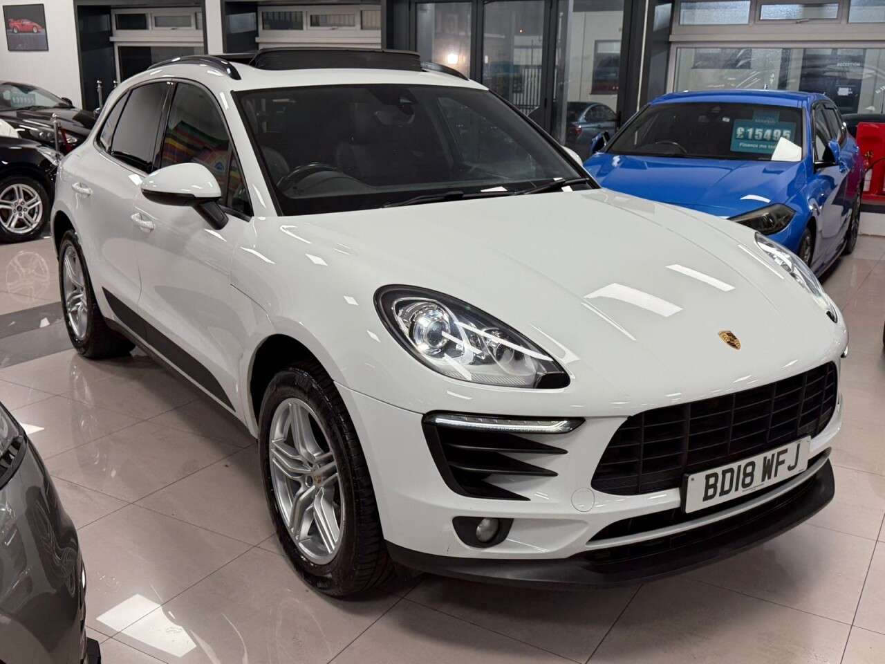 2018 PORSCHE MACAN 2018 PORSCHE MACAN
