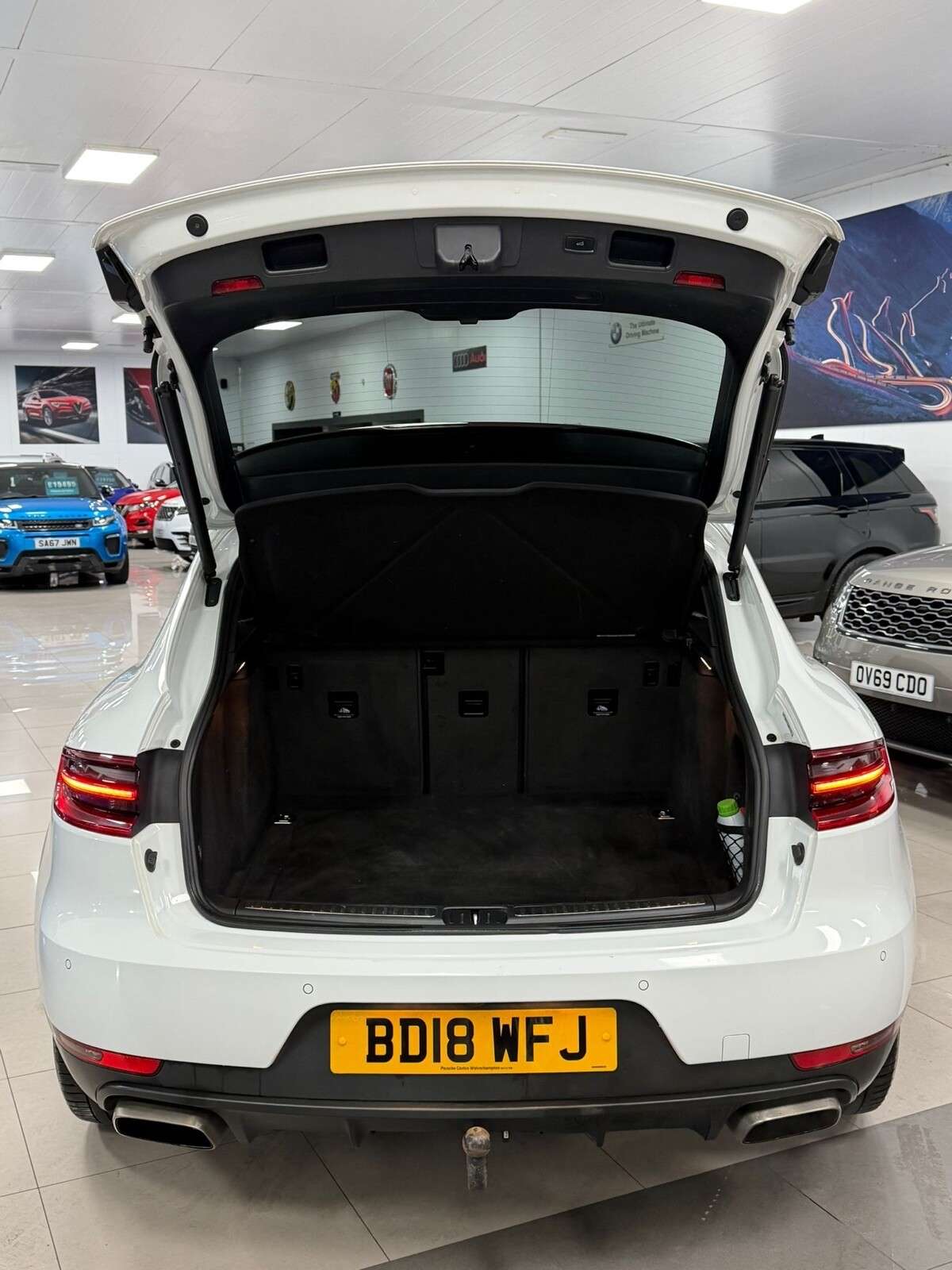 2018 PORSCHE MACAN 2018 PORSCHE MACAN