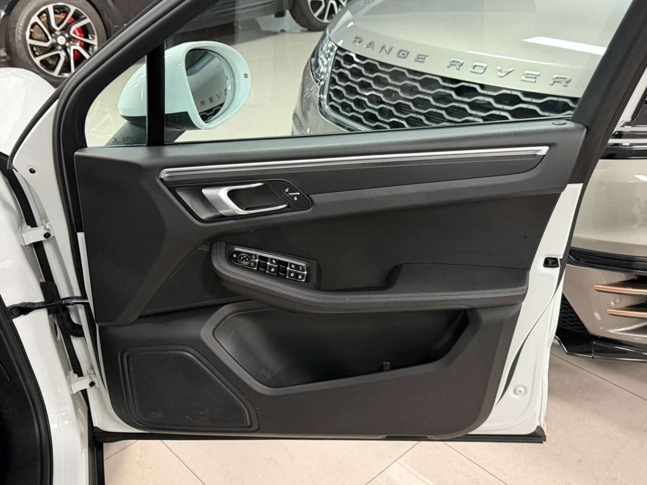 2018 PORSCHE MACAN 2018 PORSCHE MACAN