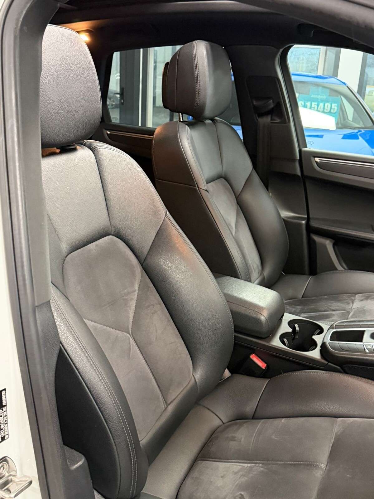 2018 PORSCHE MACAN 2018 PORSCHE MACAN