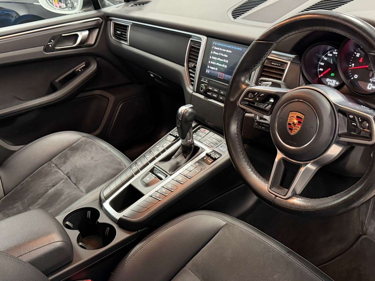 2018 PORSCHE MACAN 2018 PORSCHE MACAN