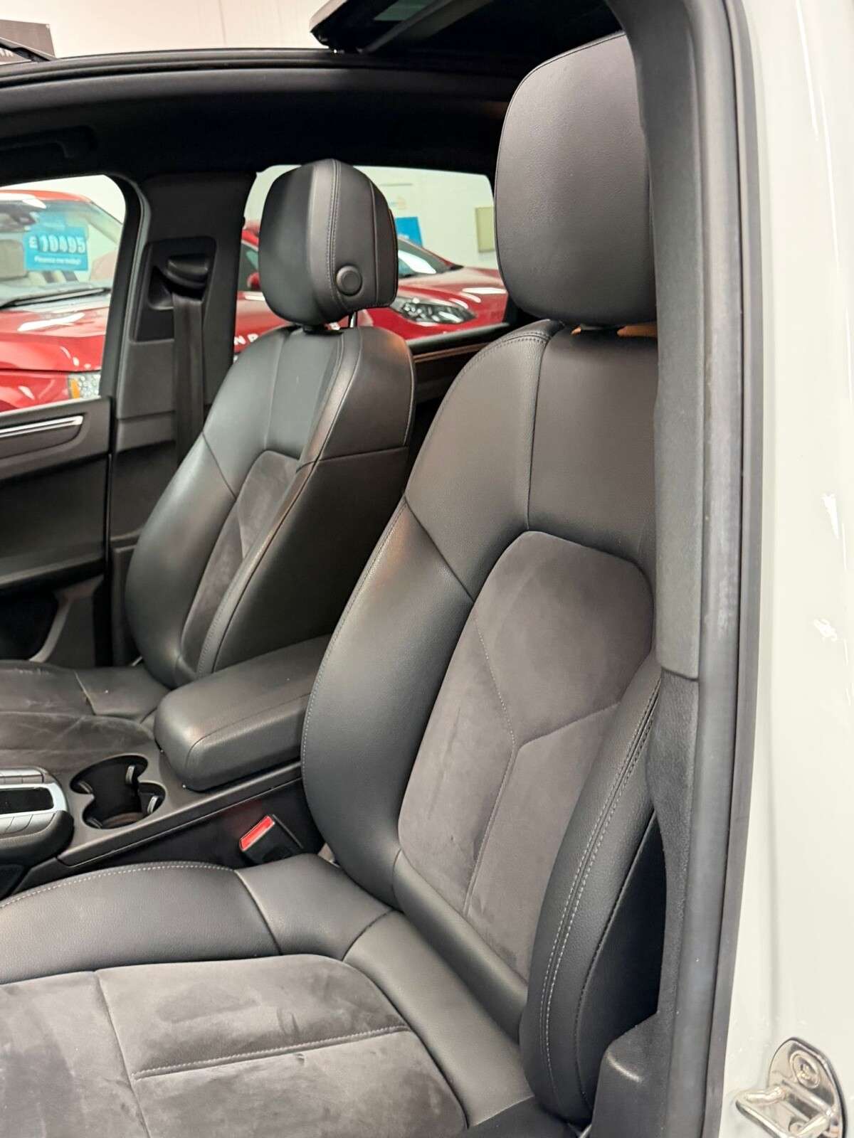 2018 PORSCHE MACAN 2018 PORSCHE MACAN