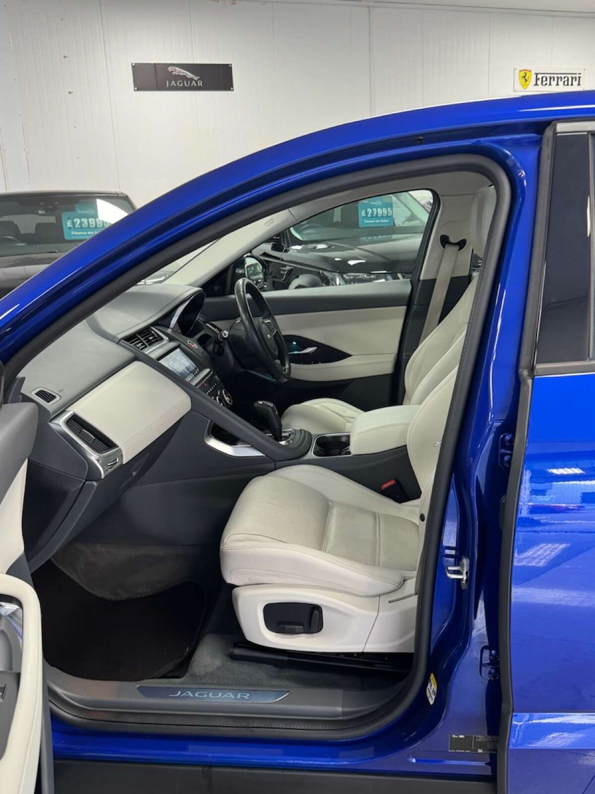 2020 JAGUAR E-PACE 2020 JAGUAR E-PACE