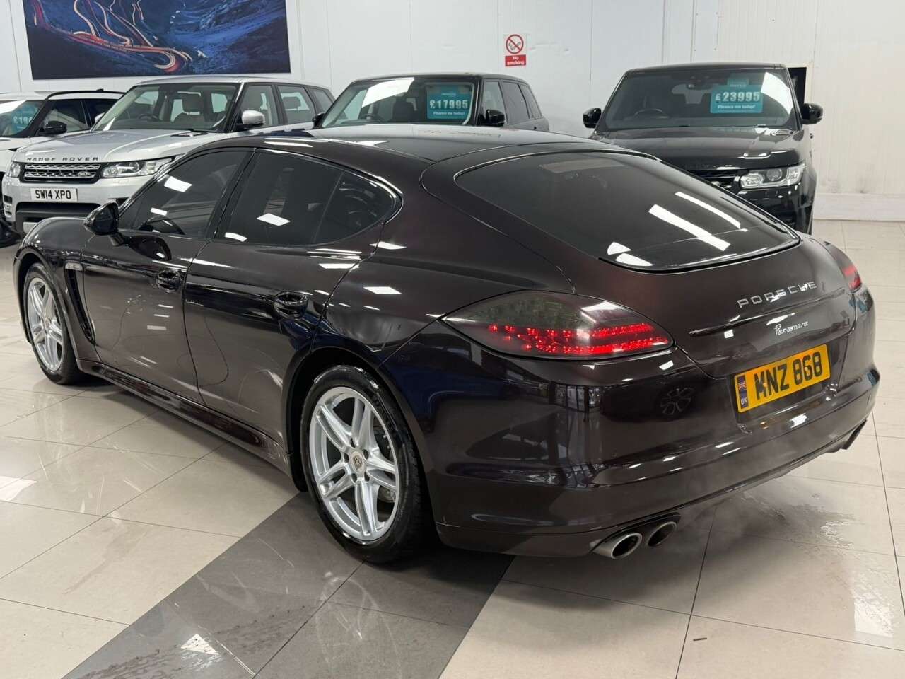 2011 PORSCHE PANAMERA 2011 PORSCHE PANAMERA