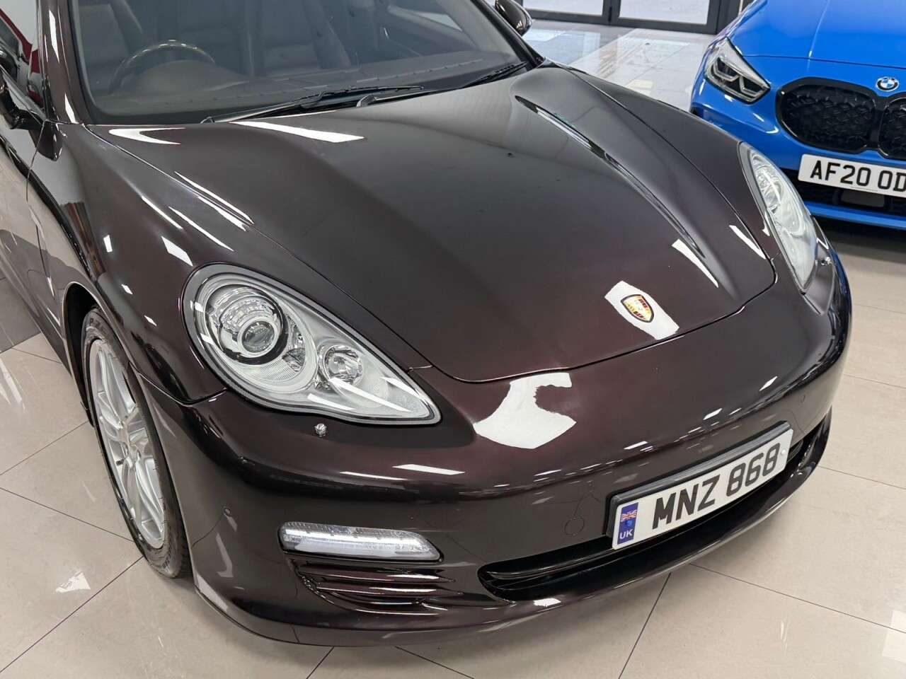 2011 PORSCHE PANAMERA 2011 PORSCHE PANAMERA