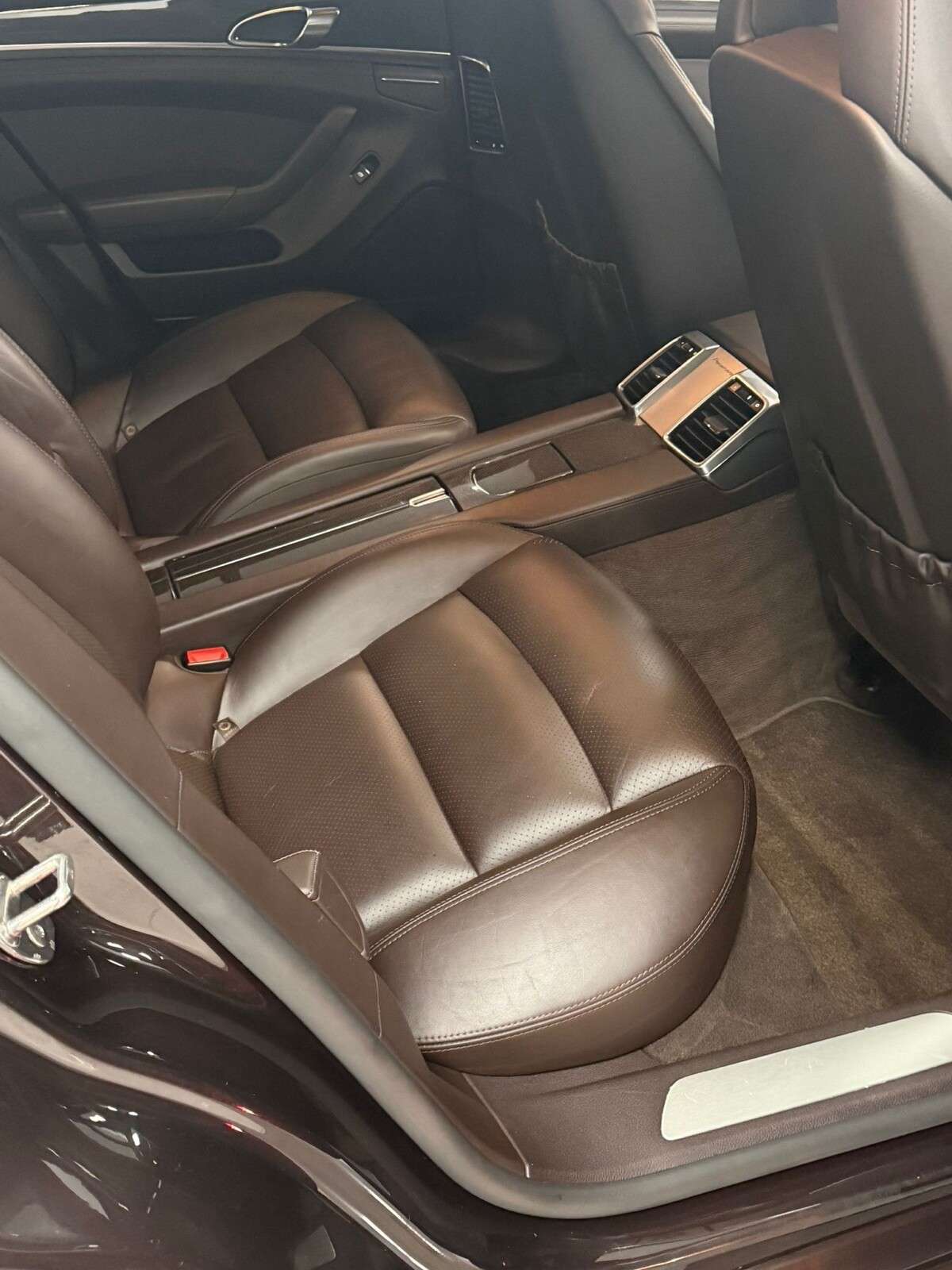 2011 PORSCHE PANAMERA 2011 PORSCHE PANAMERA