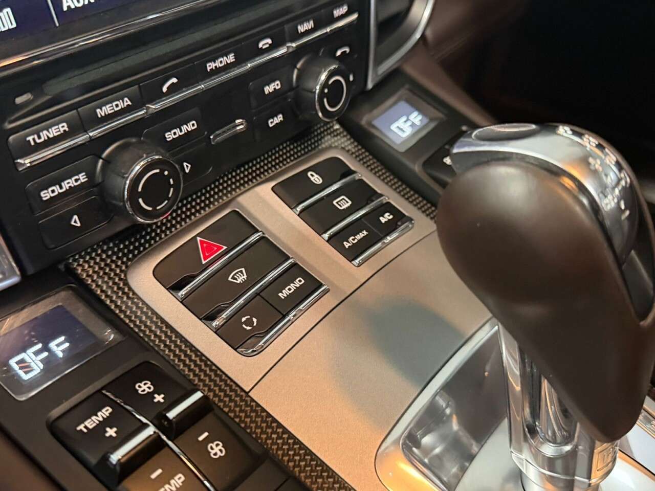 2011 PORSCHE PANAMERA 2011 PORSCHE PANAMERA