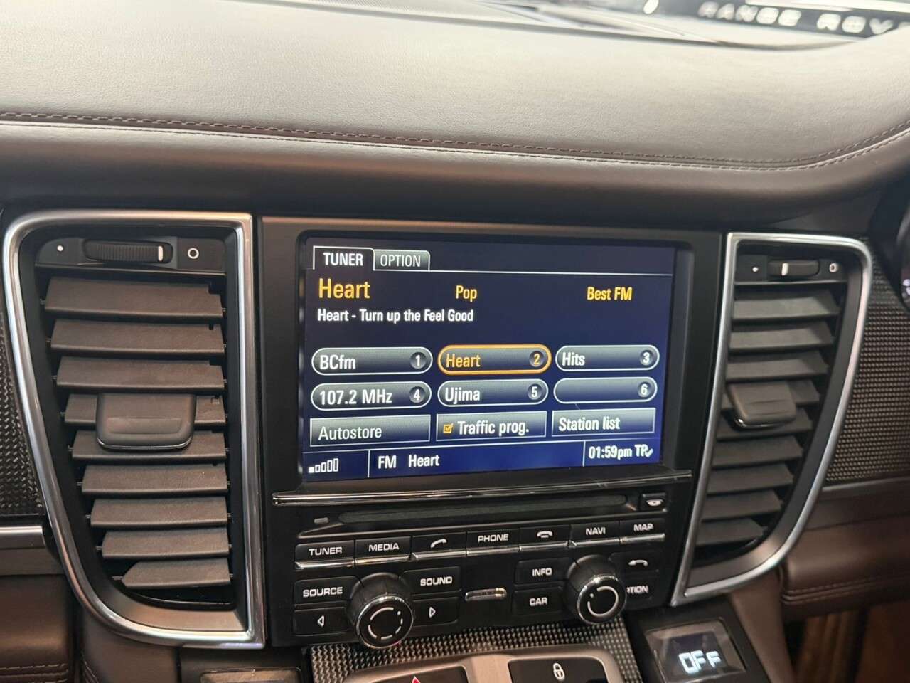 2011 PORSCHE PANAMERA 2011 PORSCHE PANAMERA