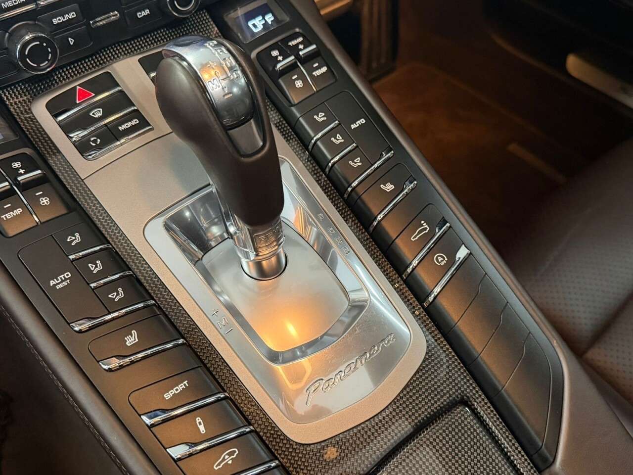 2011 PORSCHE PANAMERA 2011 PORSCHE PANAMERA