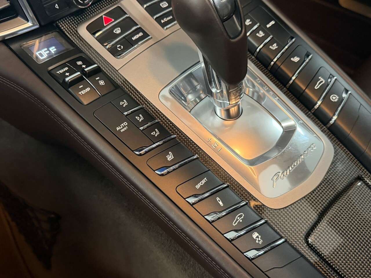 2011 PORSCHE PANAMERA 2011 PORSCHE PANAMERA