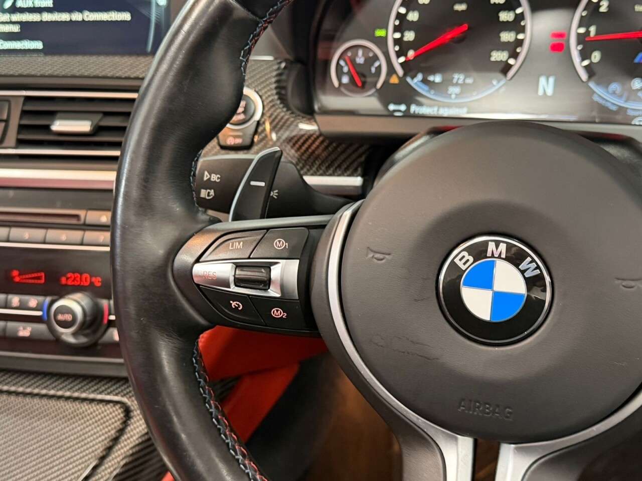 2014 BMW M6 2014 BMW M6