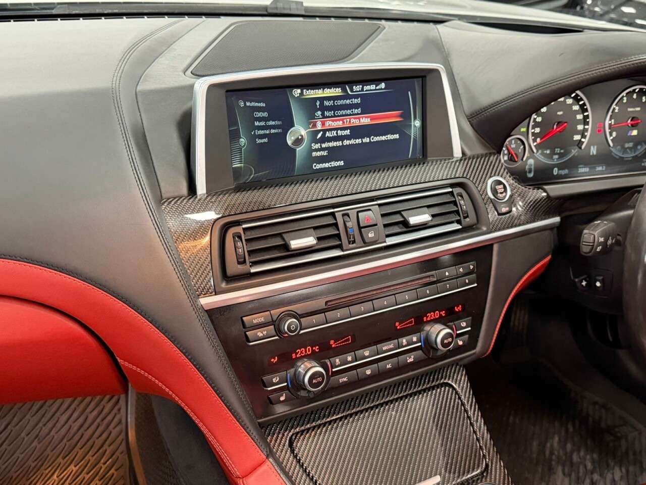 2014 BMW M6 2014 BMW M6