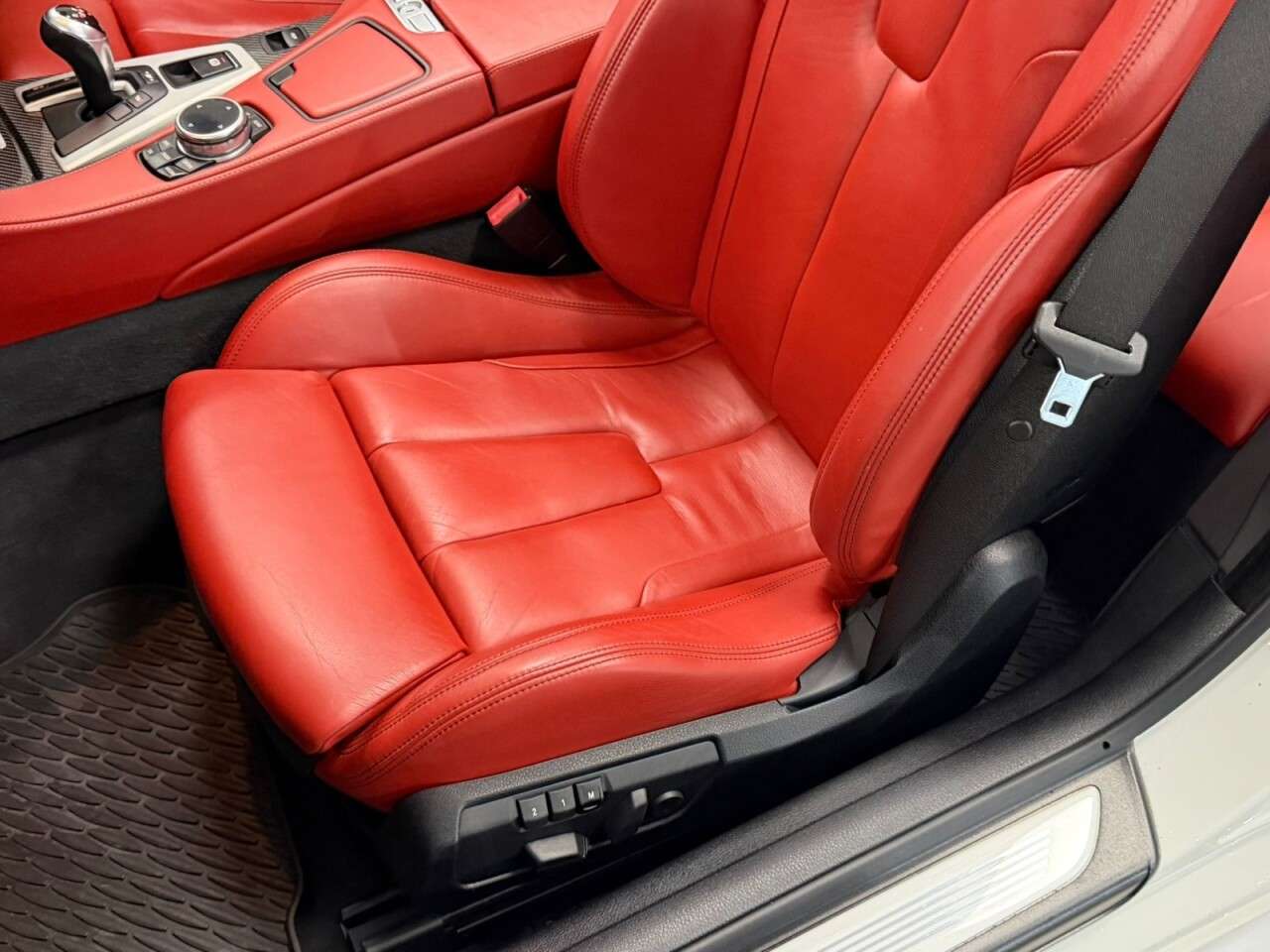 2014 BMW M6 2014 BMW M6