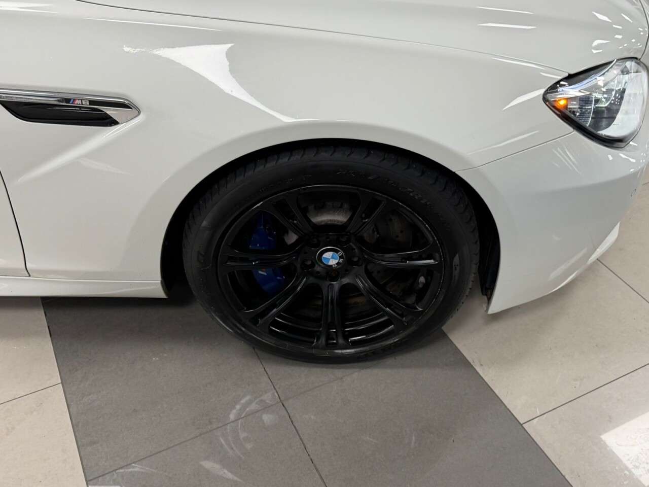 2014 BMW M6 2014 BMW M6