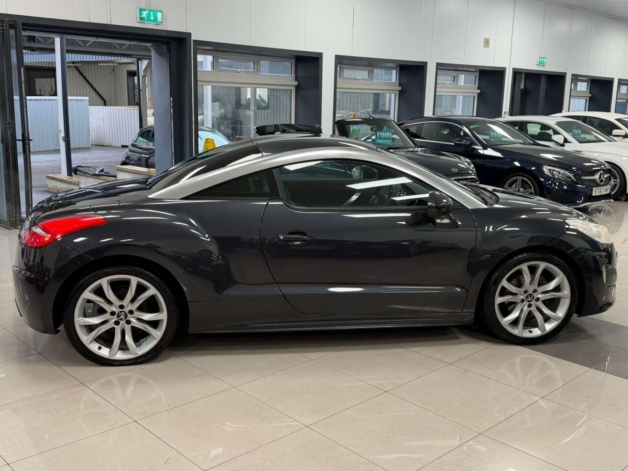 2011 PEUGEOT RCZ 2011 PEUGEOT RCZ
